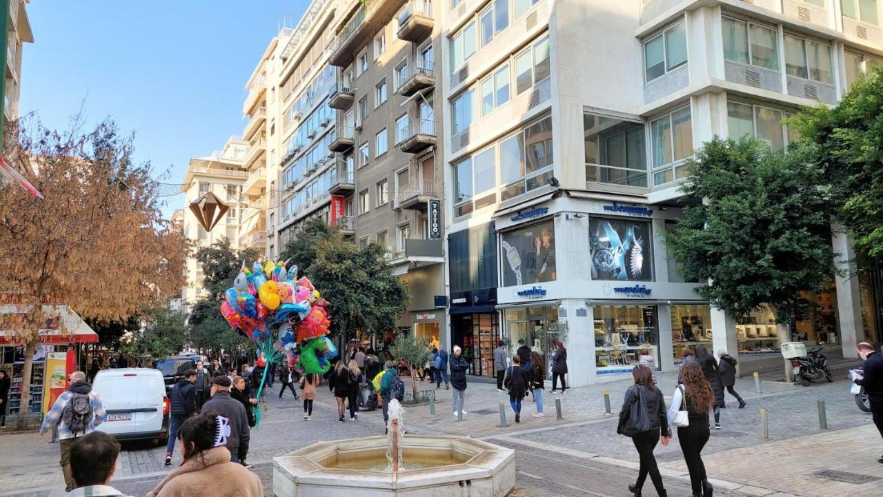 Grand Apartment In Parliament Square Athens Exterior photo